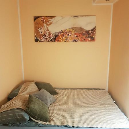 Apartament W2, Mieszkanie Dla Wszystkich Конін Екстер'єр фото